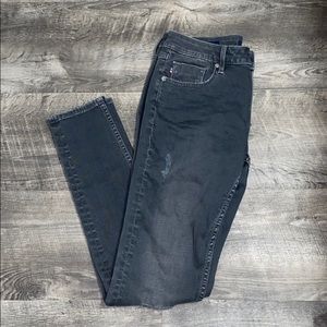 black high waisted jeans